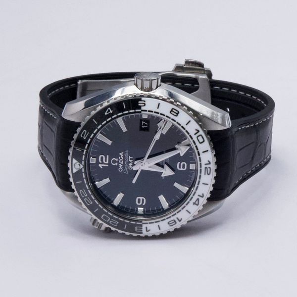 Omega Planet Ocean 215.33.44.22.01.001